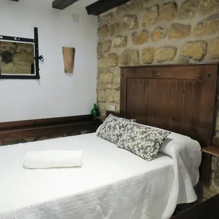 La Alegria De Cuevas Rus